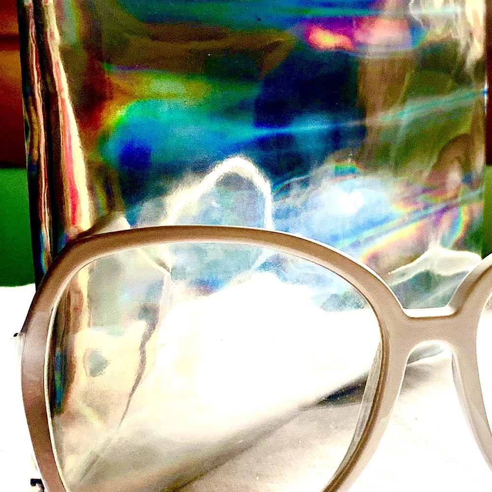 🌈Ipsy Reflective Zip Purse & 👓Accessory White Rope Glasses Set - Picture 3 of 9